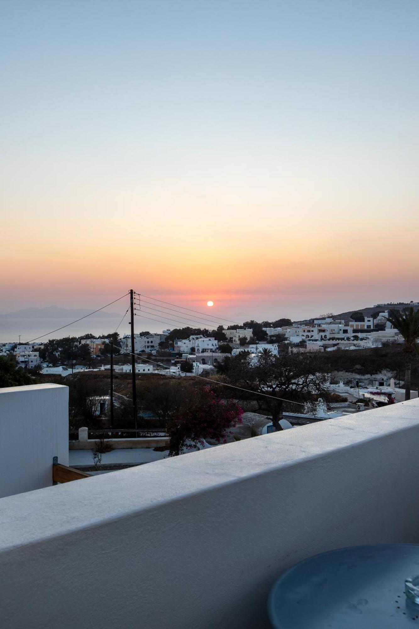 Santorini Villatzio Suites Mesaria Buitenkant foto